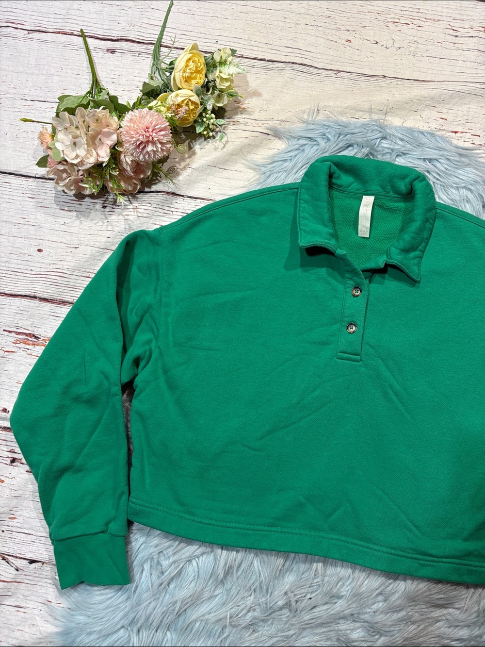 Alo Cropped Polo Henley Fleece Pullover Sweater Size Medium Emerald Green - Picture 8 of 8